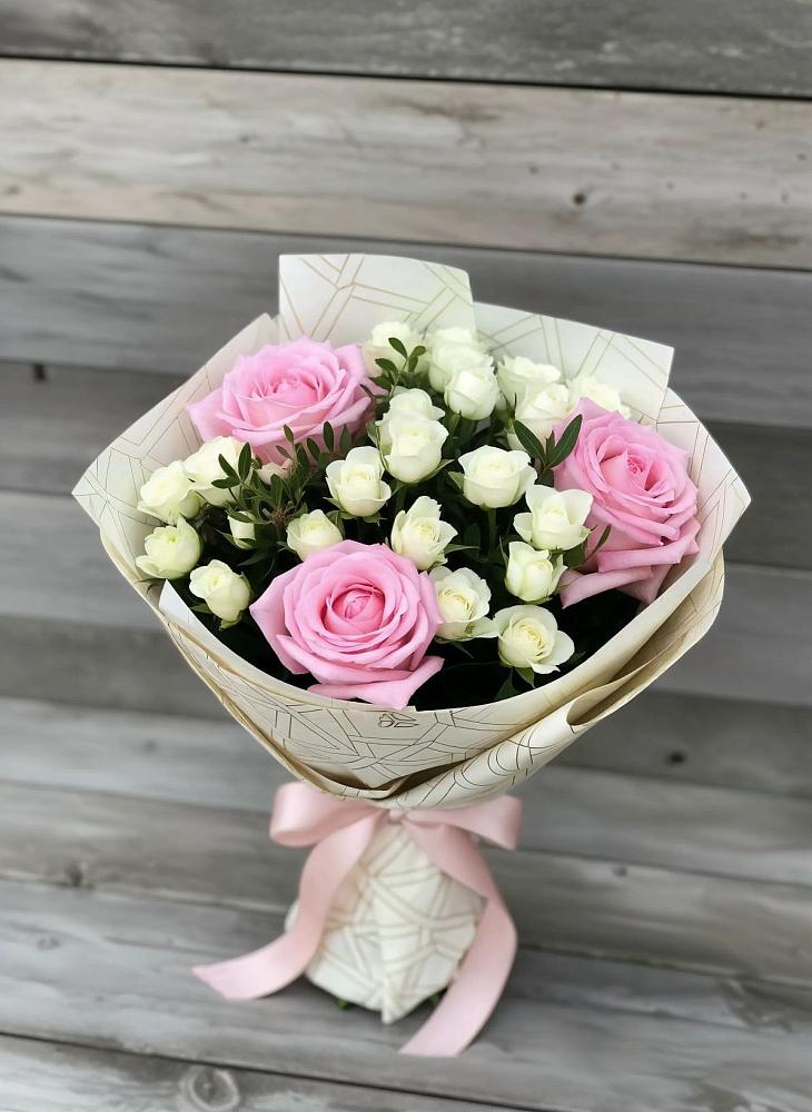 Букет цветов из: Розы в Яреге