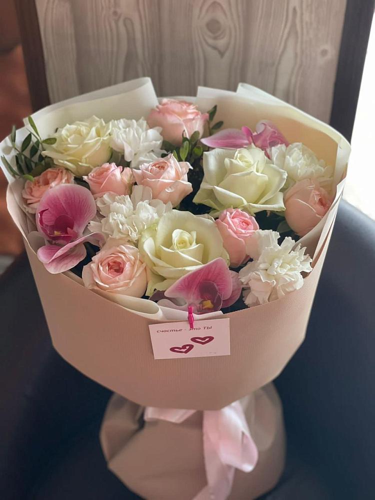 Букет цветов из: Орхидеи, Розы и Гвоздики в Яреге