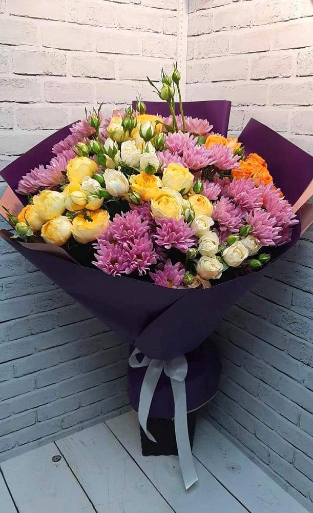 Букет цветов из: Хризантемы и Розы в Яреге