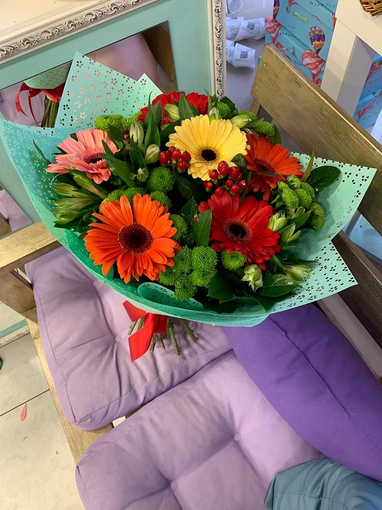 Букет цветов из: Герберы, Хризантемы и Альстромерии в Яреге