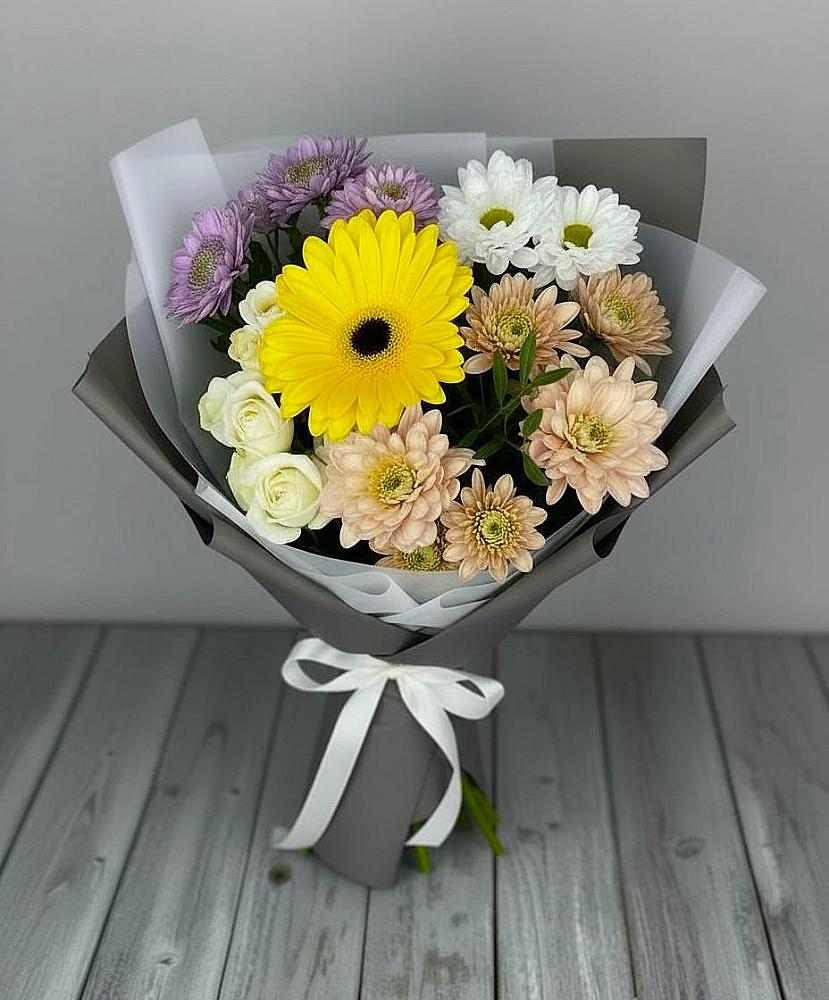Букет цветов из: Розы, Герберы и Хризантемы в Яреге