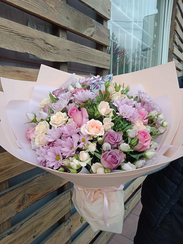 Букет цветов из: Розы и Хризантемы в Яреге