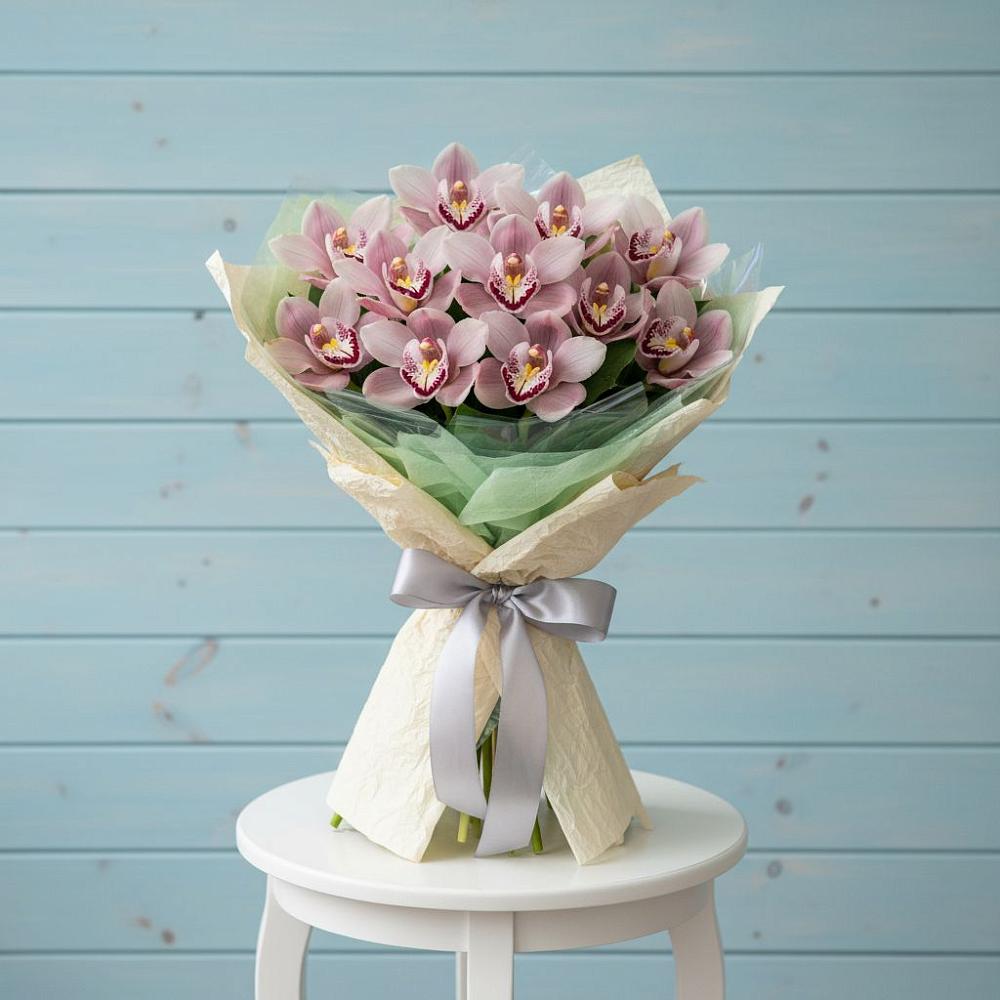 Букет цветов из: Орхидеи и Розы в Яреге