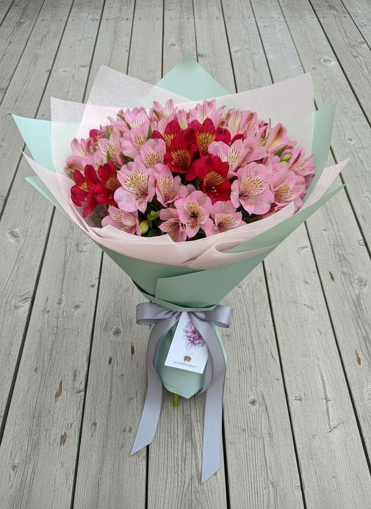 Букет цветов из: Альстромерии в Яреге