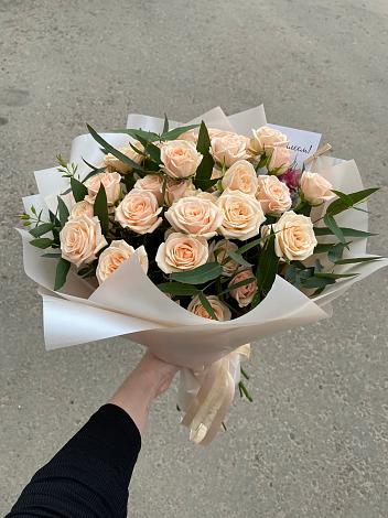 Букет Кремовые розы Латте в Яреге