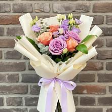 Букет цветов из:  Лизиантусы и Розы #REPLACE_PRED# Яреге