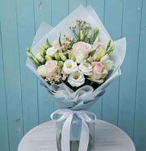 Букет цветов из:  Розы и Лизиантусы #REPLACE_PRED# Яреге