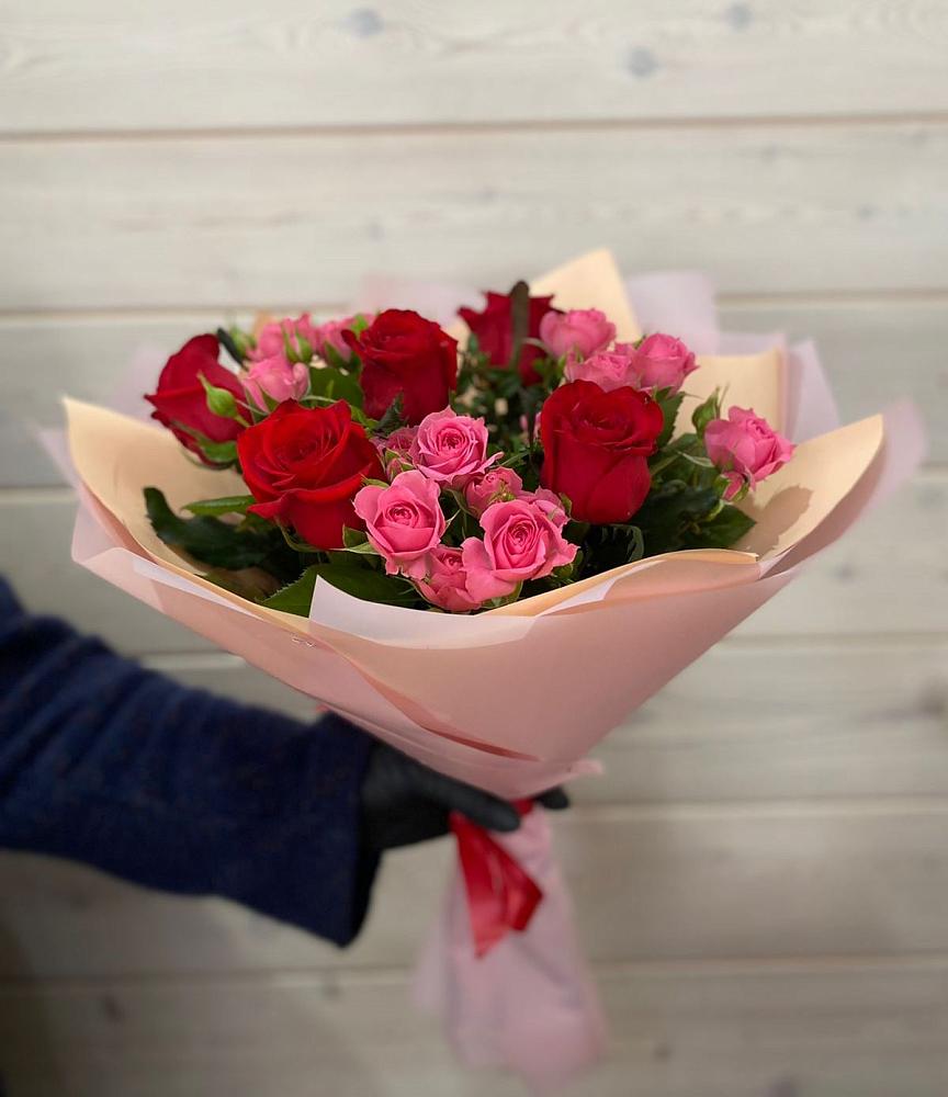 Букет цветов из: Розы в Яреге