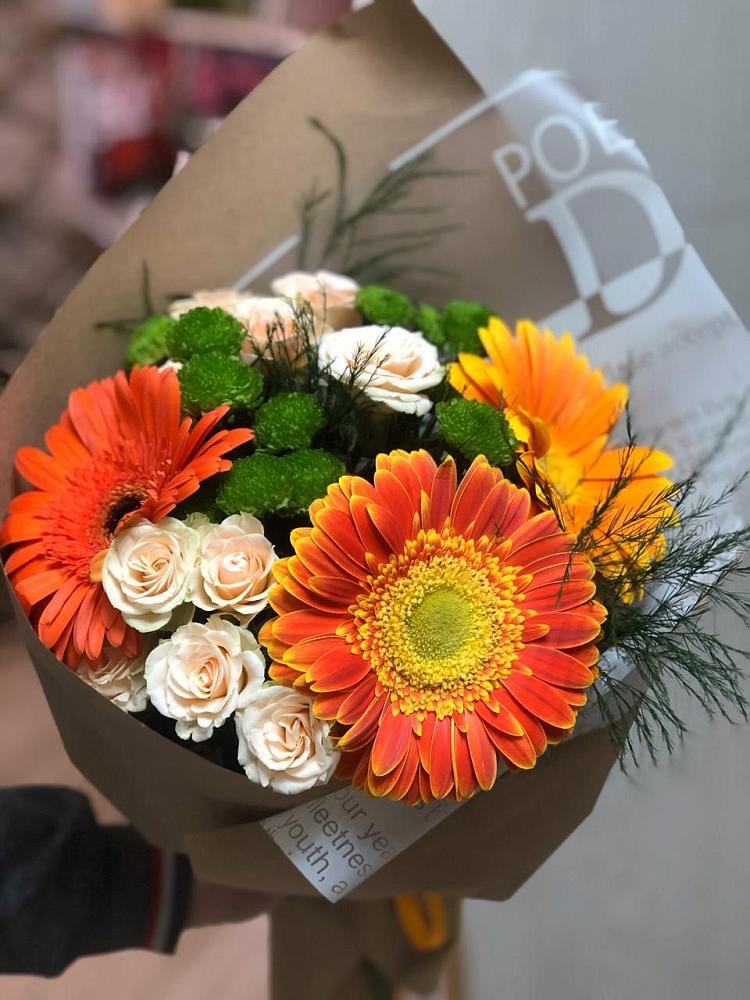 Букет цветов из: Герберы, Хризантемы и Розы в Яреге