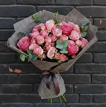 Букет цветов из:  Розы в Яреге