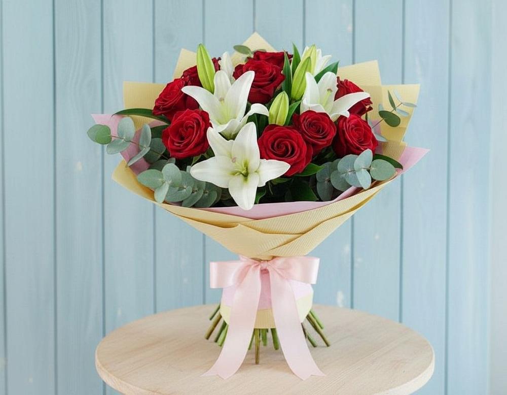 Букет цветов из: Лилии и Розы в Яреге